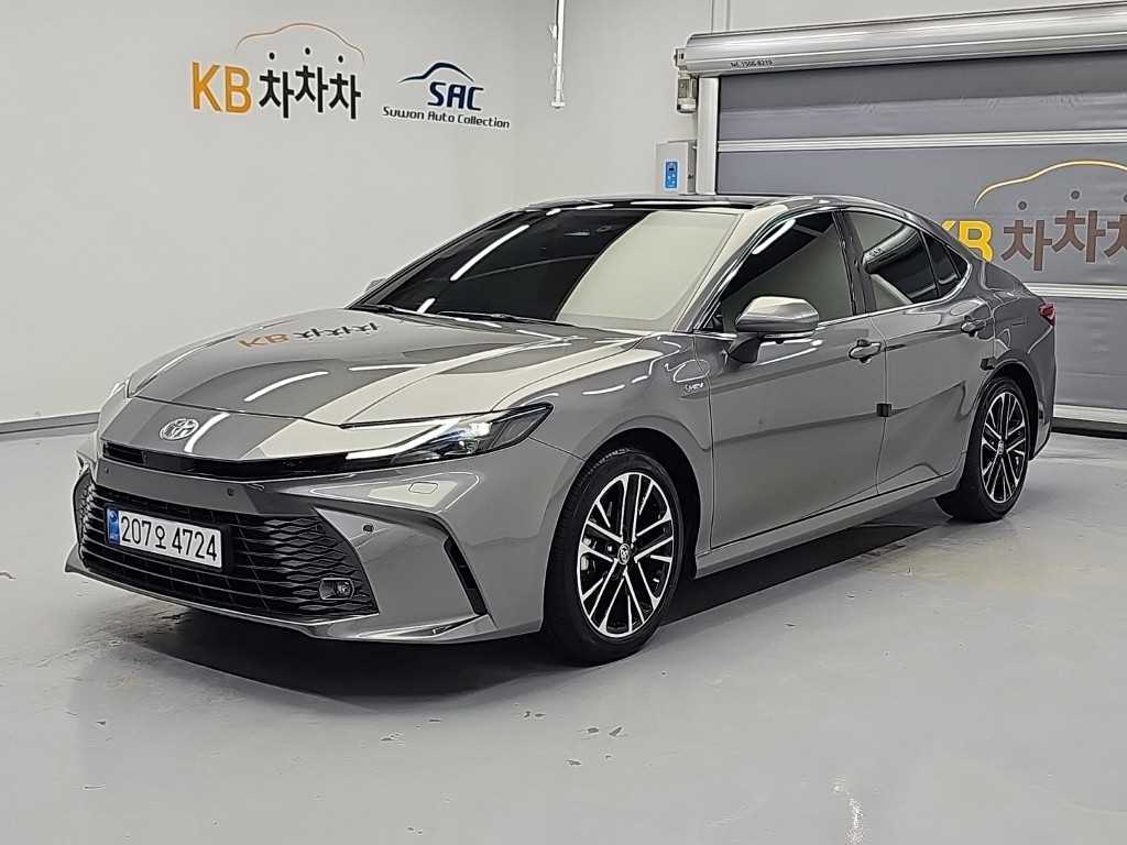 토요타 캠리 2.5 하이브리드 XLE 프리미엄 사진