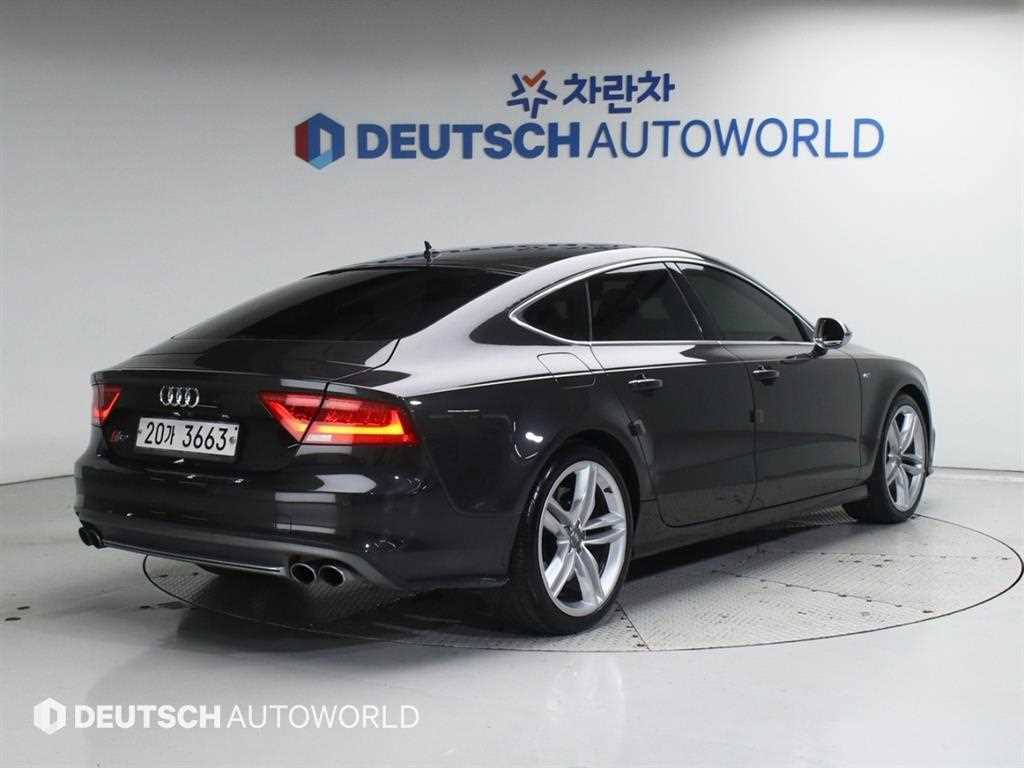 아우디 S7 4.0 TFSI 콰트로 사진 2/20
