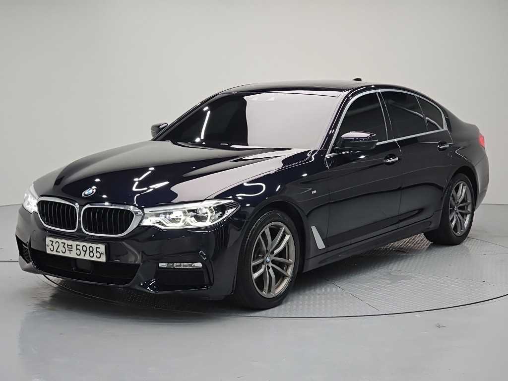 BMW 5시리즈 520d M 스포츠 플러스 사진