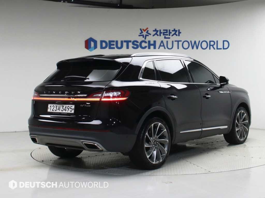 링컨 노틸러스 2.7 201 AWD 사진 2/20
