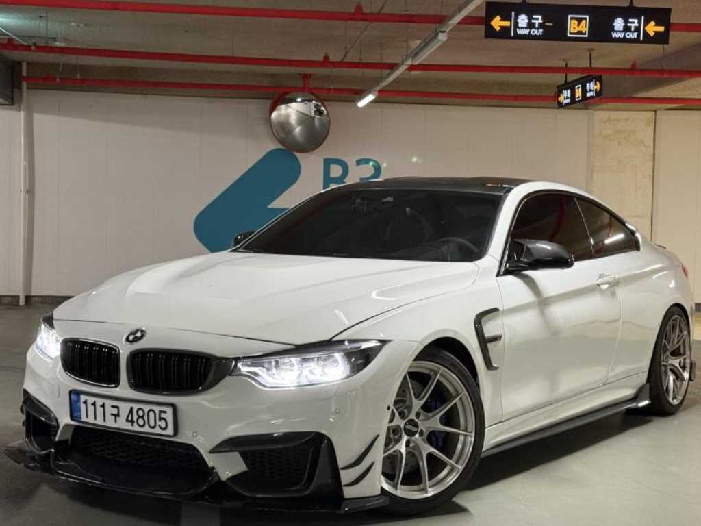 M4 (F82) 쿠페 2016년식