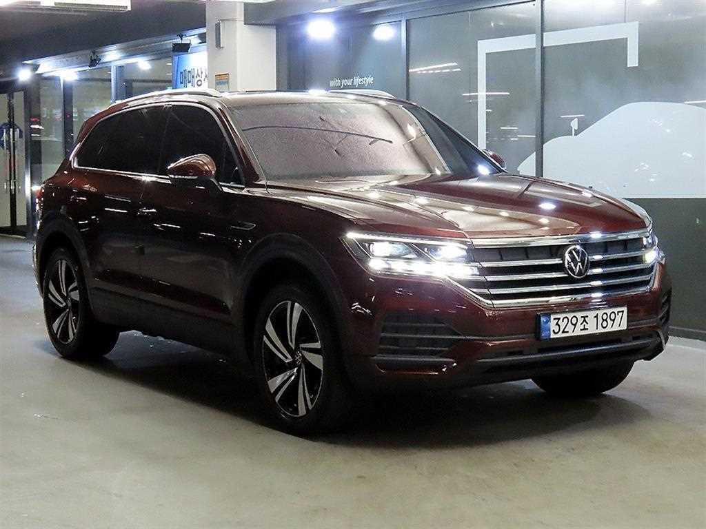 투아렉 3세대 3.0 TDI 프리미엄 2023년식