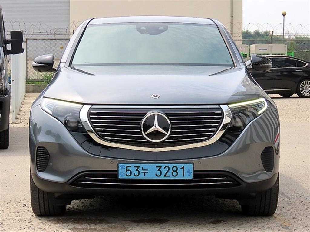 벤츠 EQC 4MATIC 사진