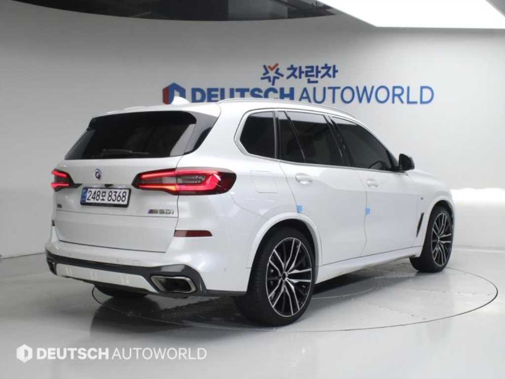 BMW X5 M50i 사진 2/20