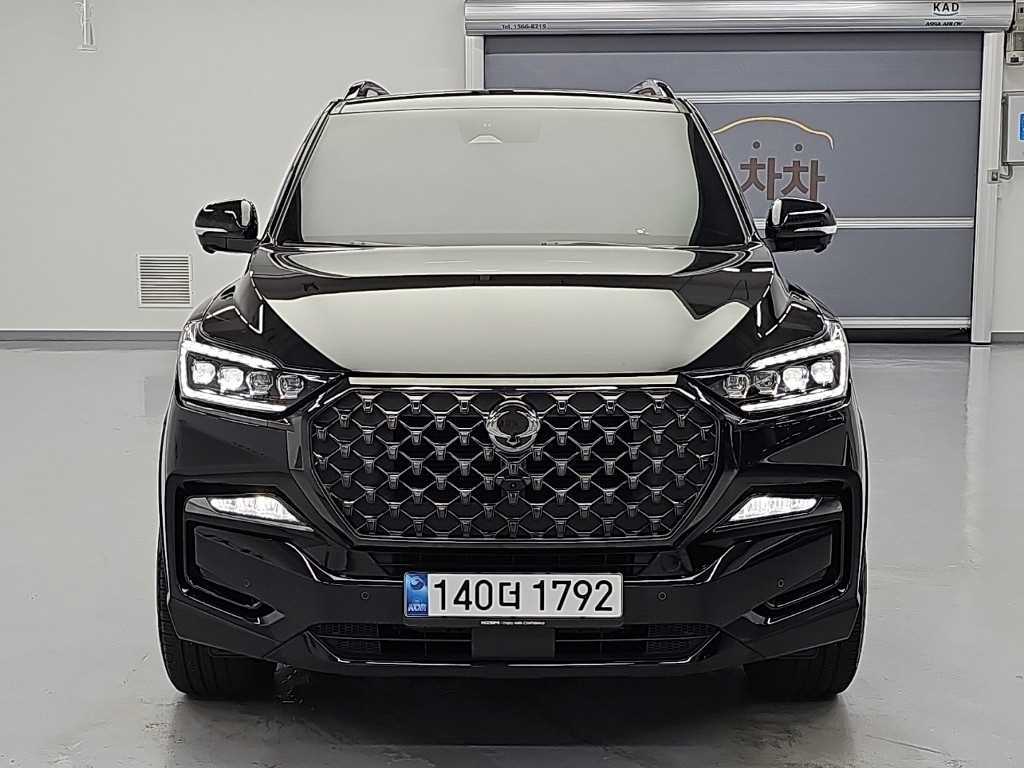 KGM 렉스턴 4WD 디젤 2.2 노블레스 사진 2/18