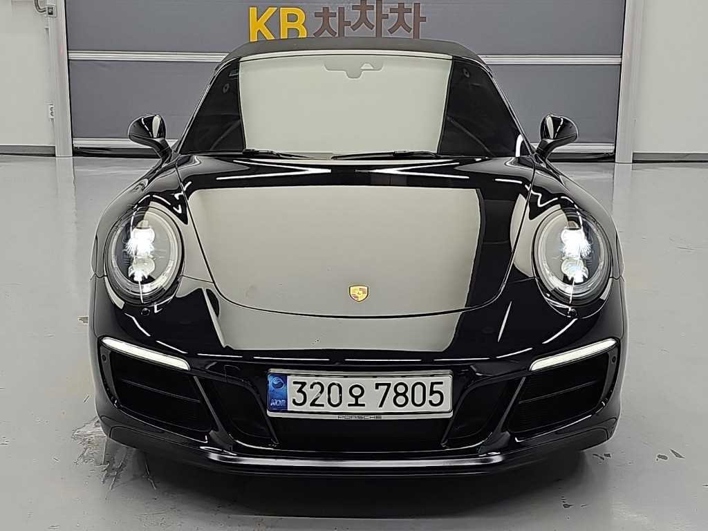 포르쉐 911 카레라 4 GTS 카브리올레 991 사진 2/20
