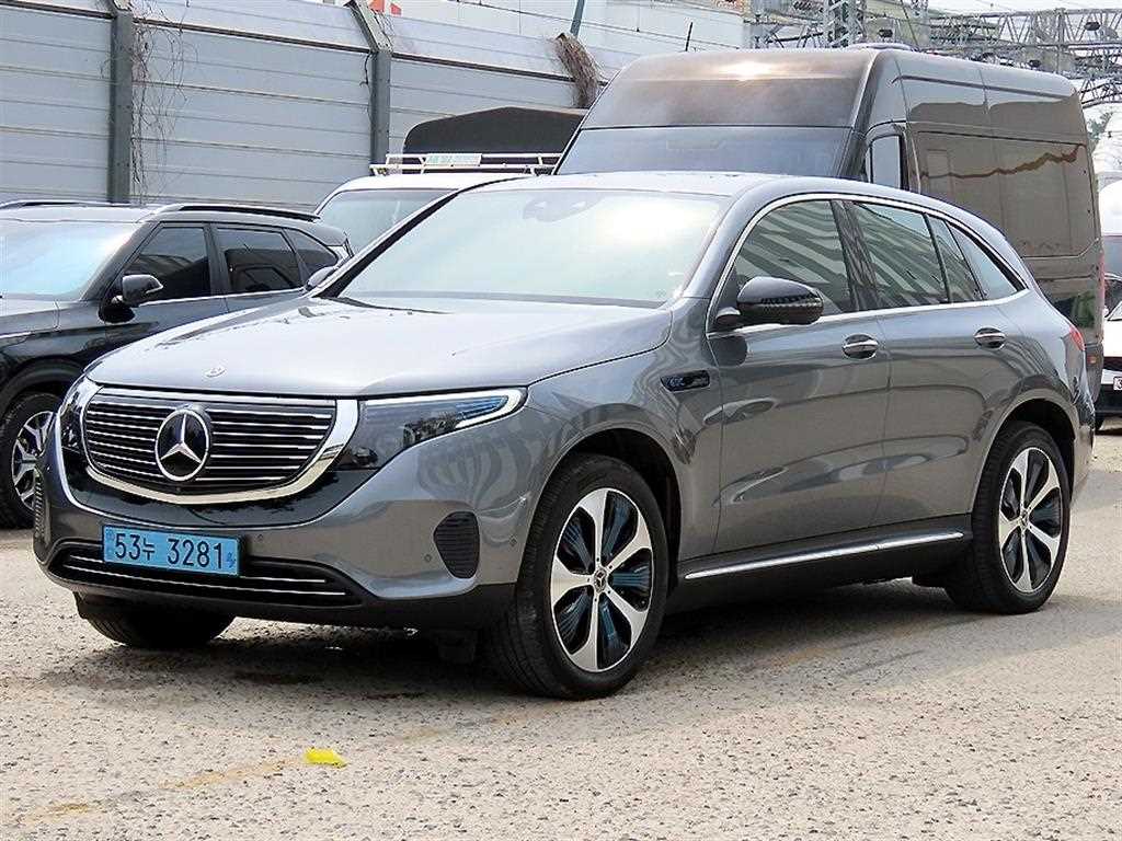 벤츠 EQC 4MATIC 사진 2/20