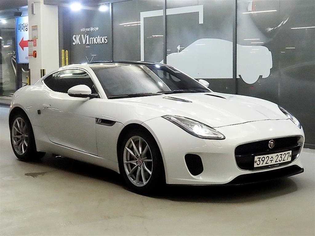 F-TYPE P300 쿠페 2020년식