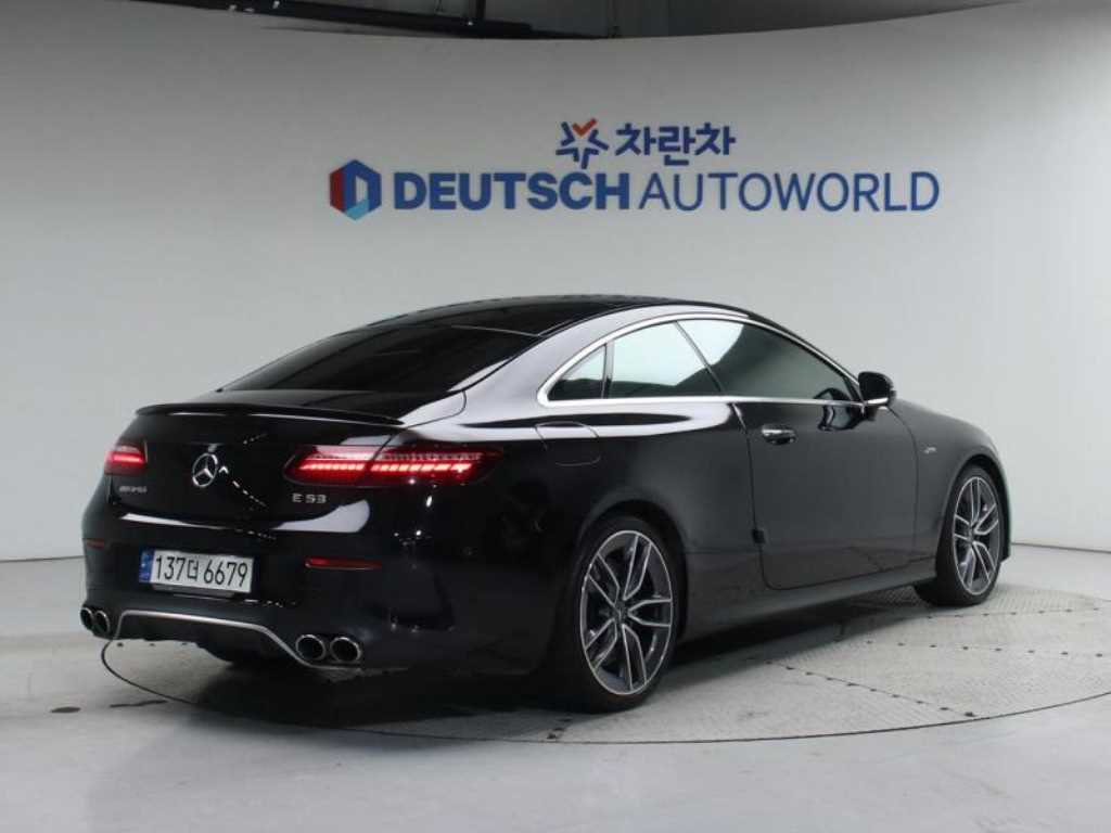 벤츠 E 클래스 E53 AMG 4MATIC+ 쿠페 사진 2/20