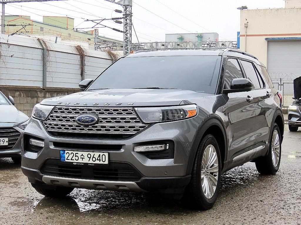 포드 익스플로러 2.3 AWD 리미티드 사진 2/20