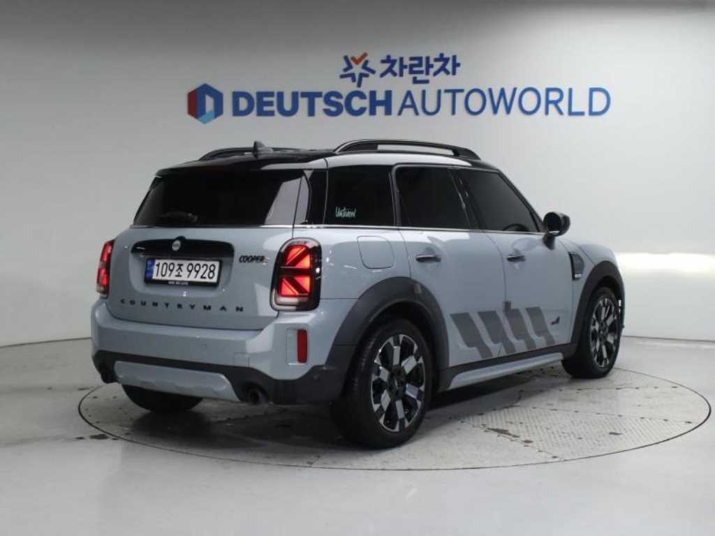 MINI 컨트리맨 ALL4 언테임드 에디션 사진 2/20