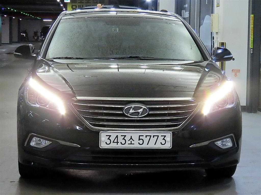 현대 쏘나타 2.0 스마트 스페셜 사진 2/18