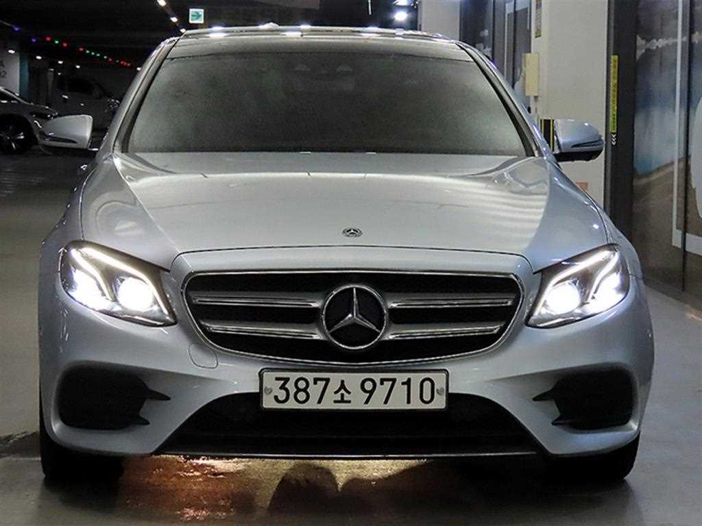 벤츠 E 클래스 E350d 사진 2/20
