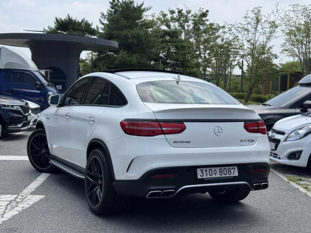 벤츠 GLE 클래스 GLE 63 AMG S 4MATIC 쿠페 사진 2/20