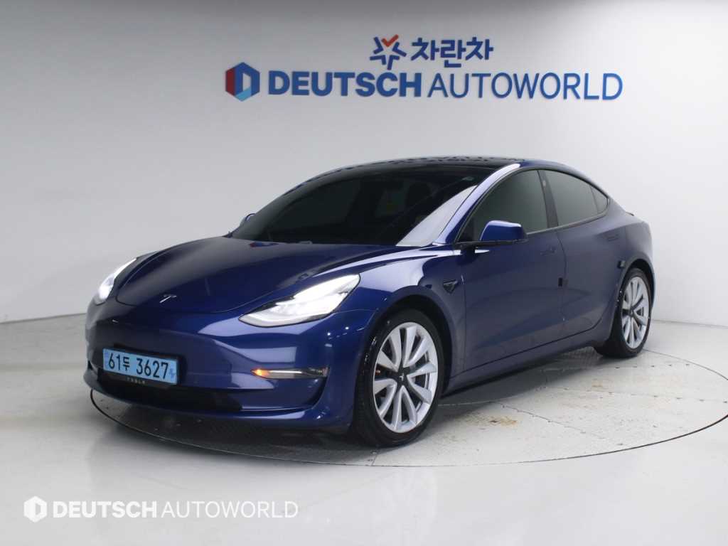 테슬라 모델 3 롱 레인지 사진