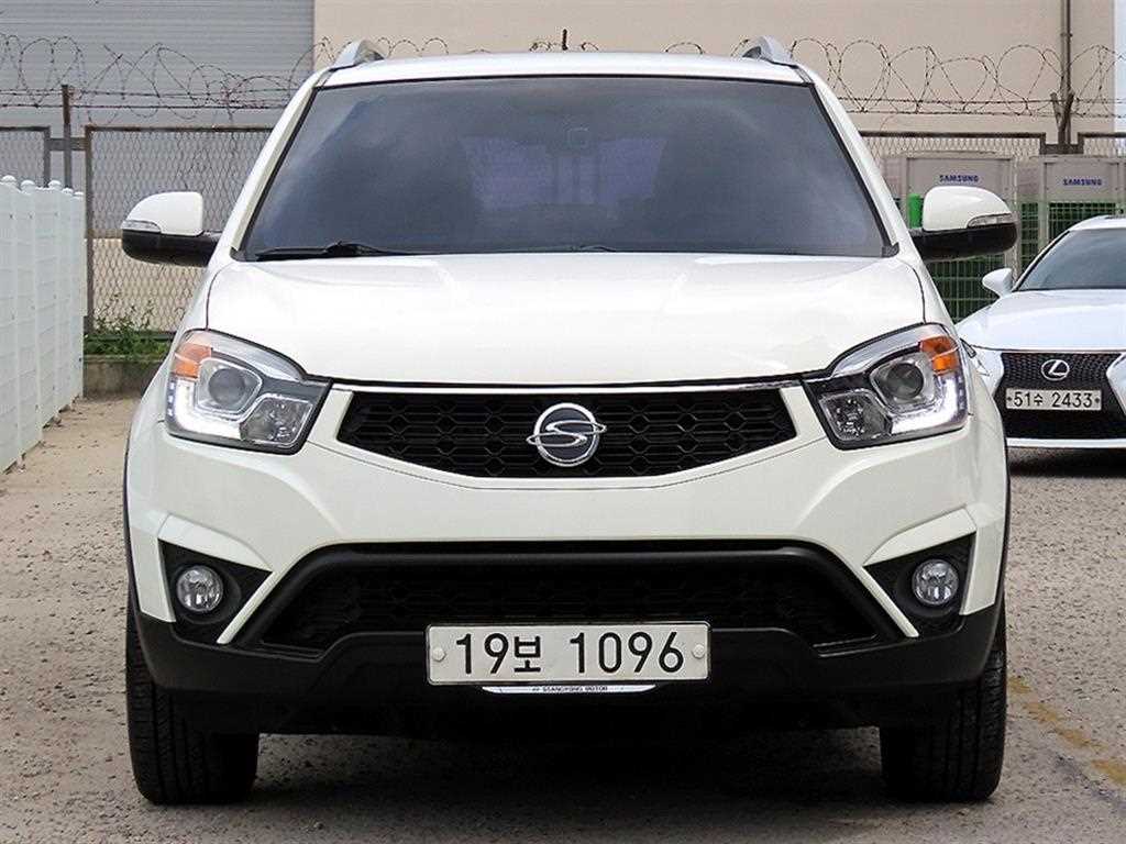뉴코란도C 2WD 2.0 RX 최고급형 2015년식
