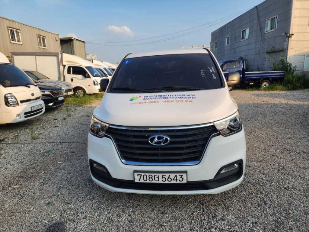 더 뉴 그랜드 스타렉스 2WD 웨건 12인승 스마트 2021년식
