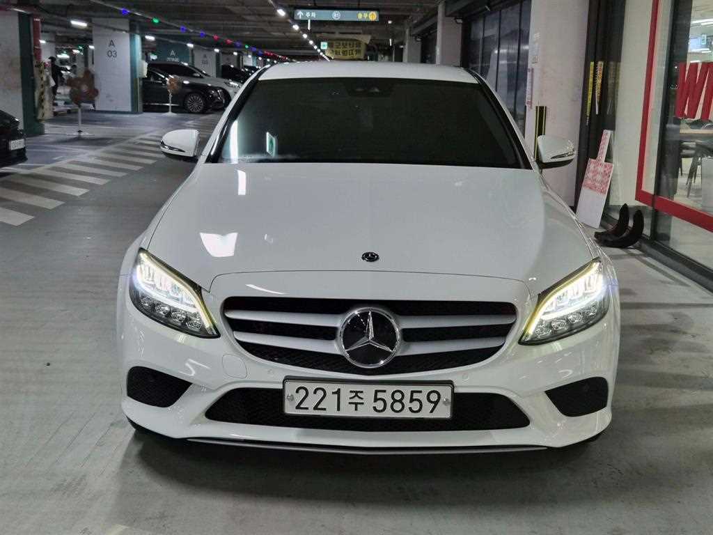 벤츠 C 클래스 C200 사진 2/20