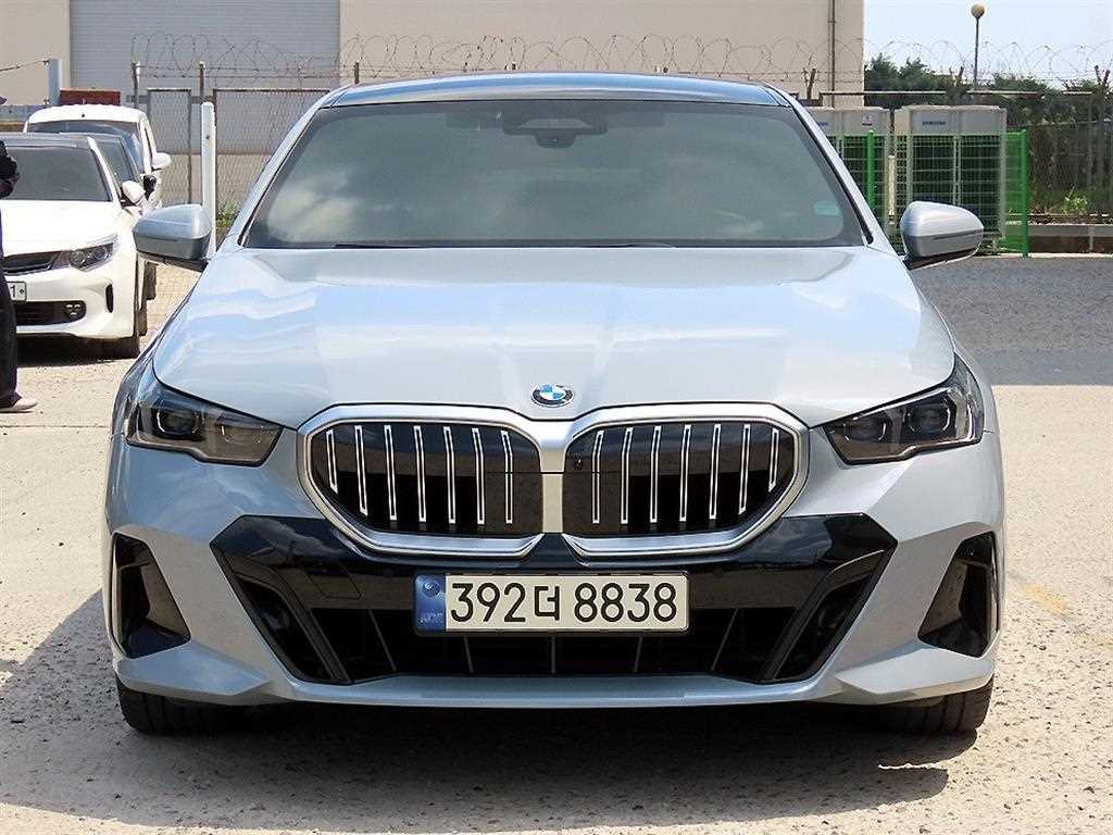 5시리즈 (G60) 530i xDrive M 스포츠 2024년식