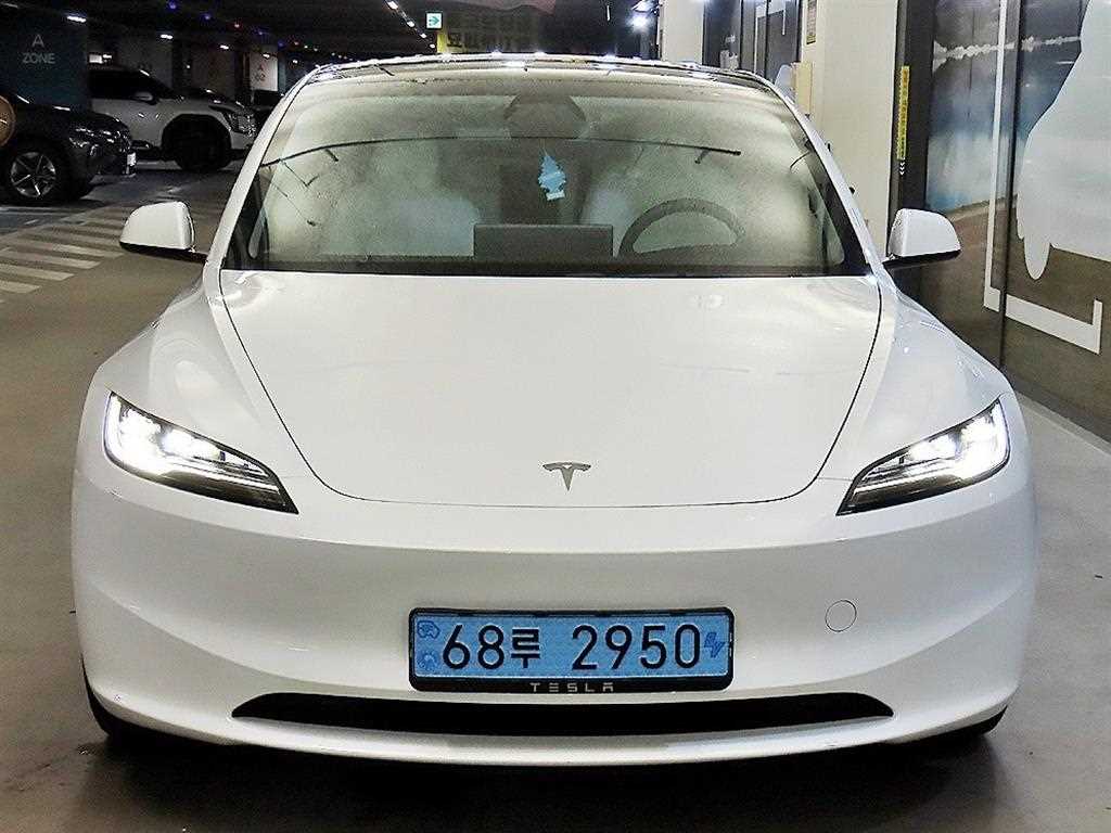 테슬라 모델 3 RWD 사진 2/20