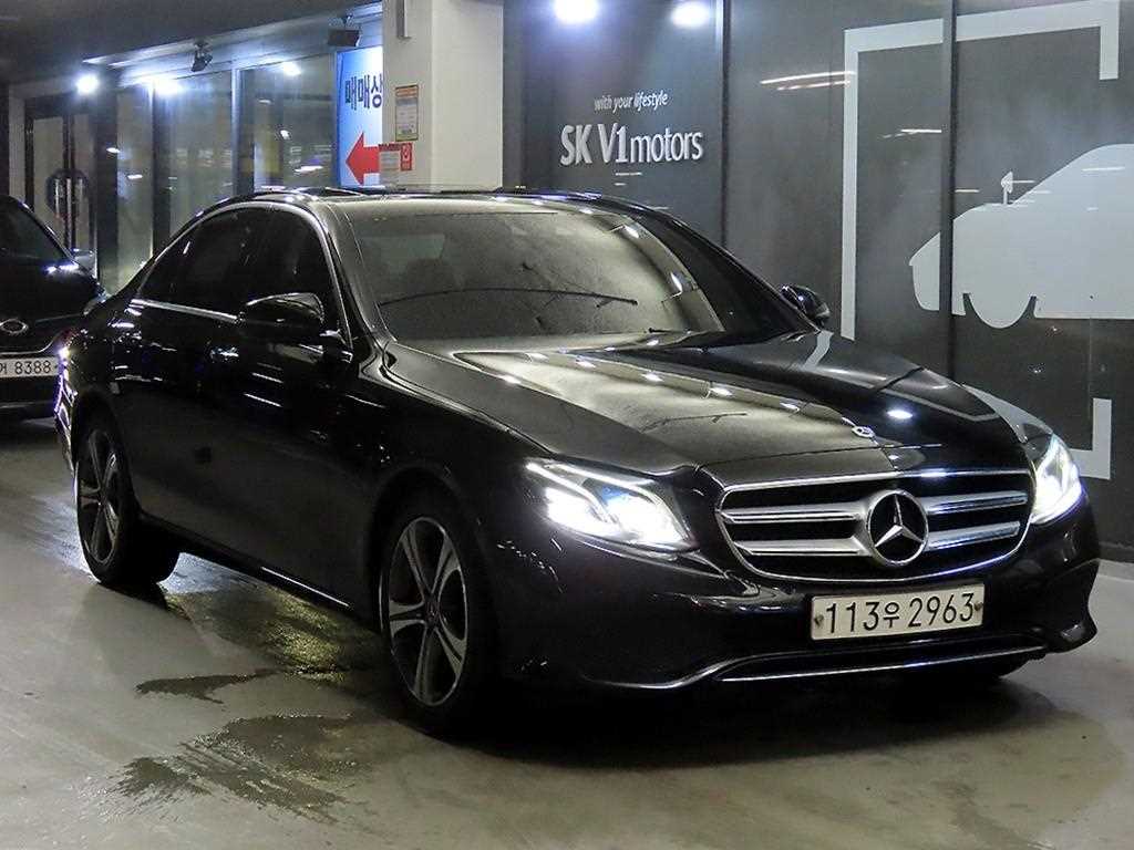E-클래스 W213 E300 4MATIC 익스클루시브 2018년식