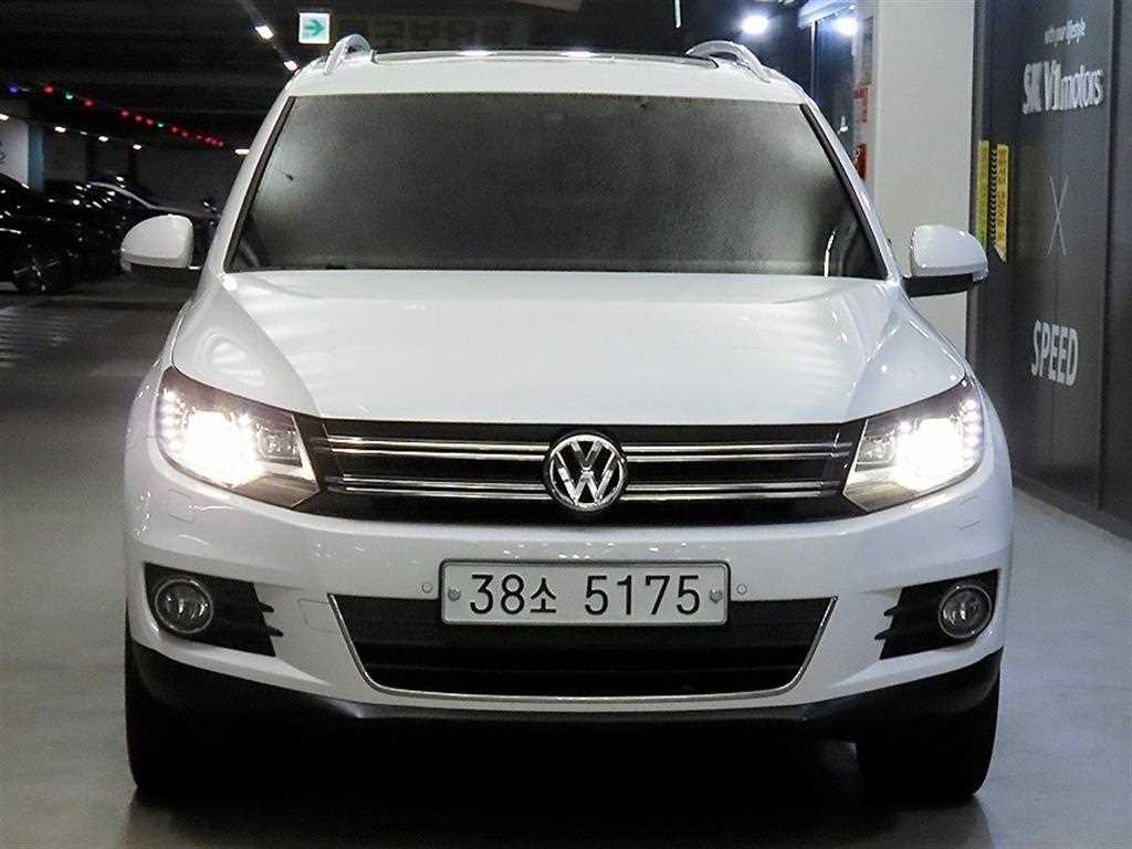폭스바겐 티구안 2.0 TDI 블루모션 사진 2/20