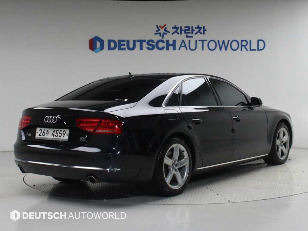 아우디 A8 4.2 FSI 콰트로 사진 2/20