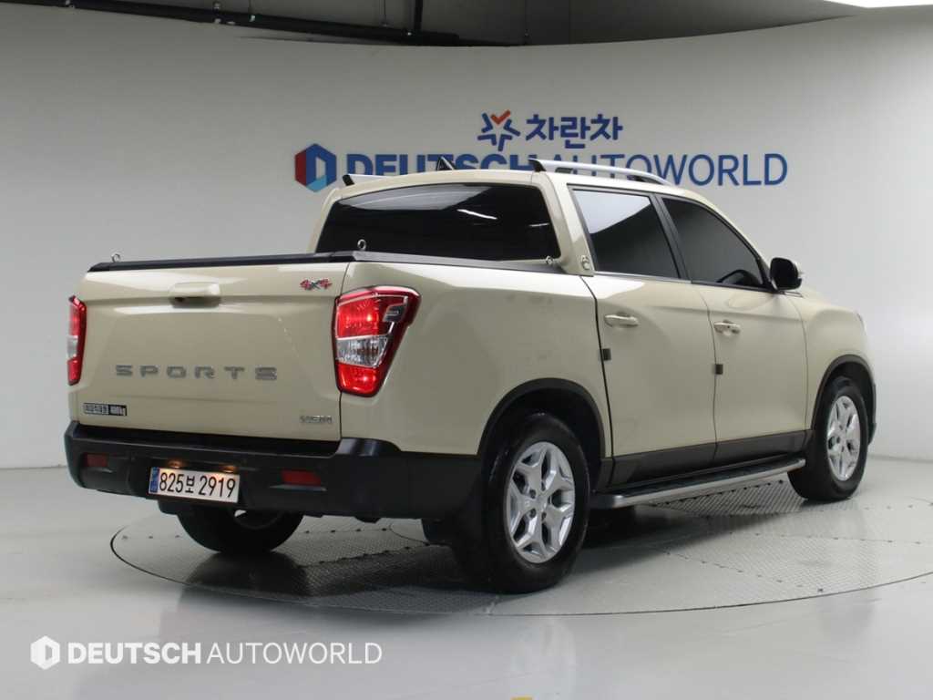 KGM 렉스턴 디젤 2.2 4WD 쿨멘 와일드 사진 2/20