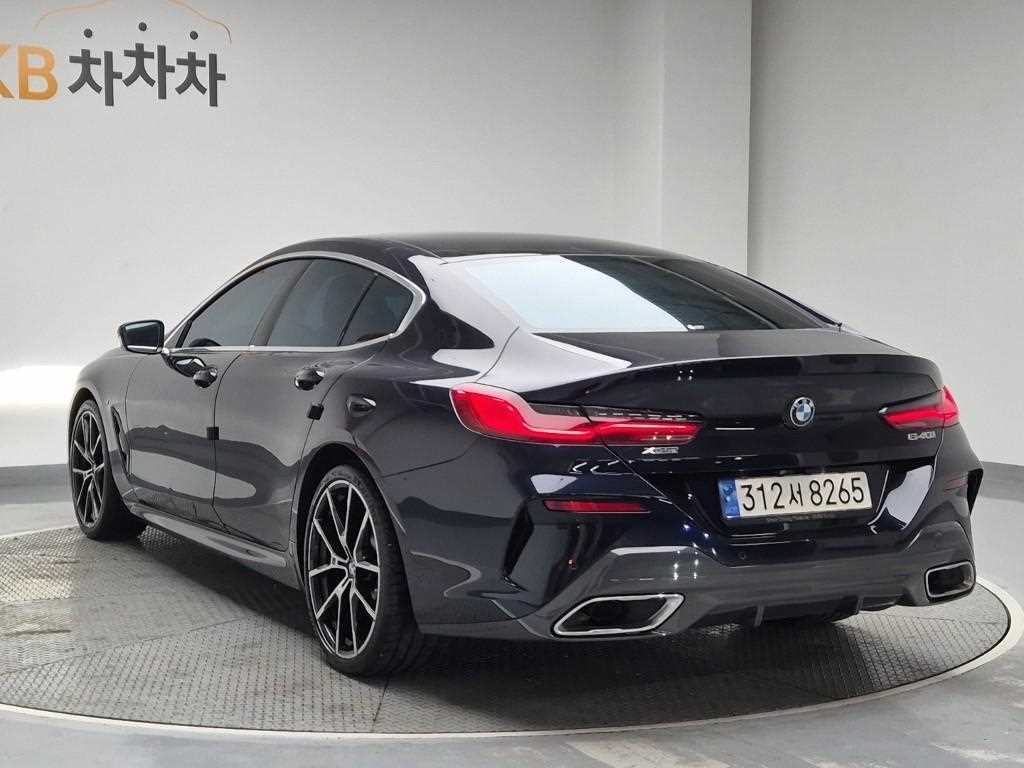 BMW 8시리즈 840i xDrive M 스포츠 그란쿠페 사진 2/19