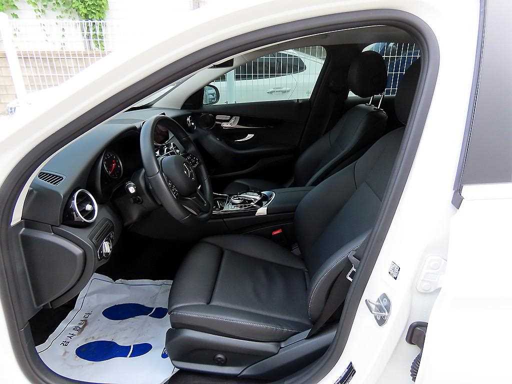벤츠 C 클래스 C200 사진