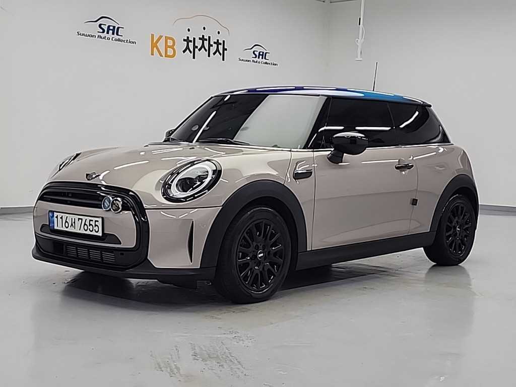 쿠퍼 클래식 플러스 런치팩 3세대 2022년식