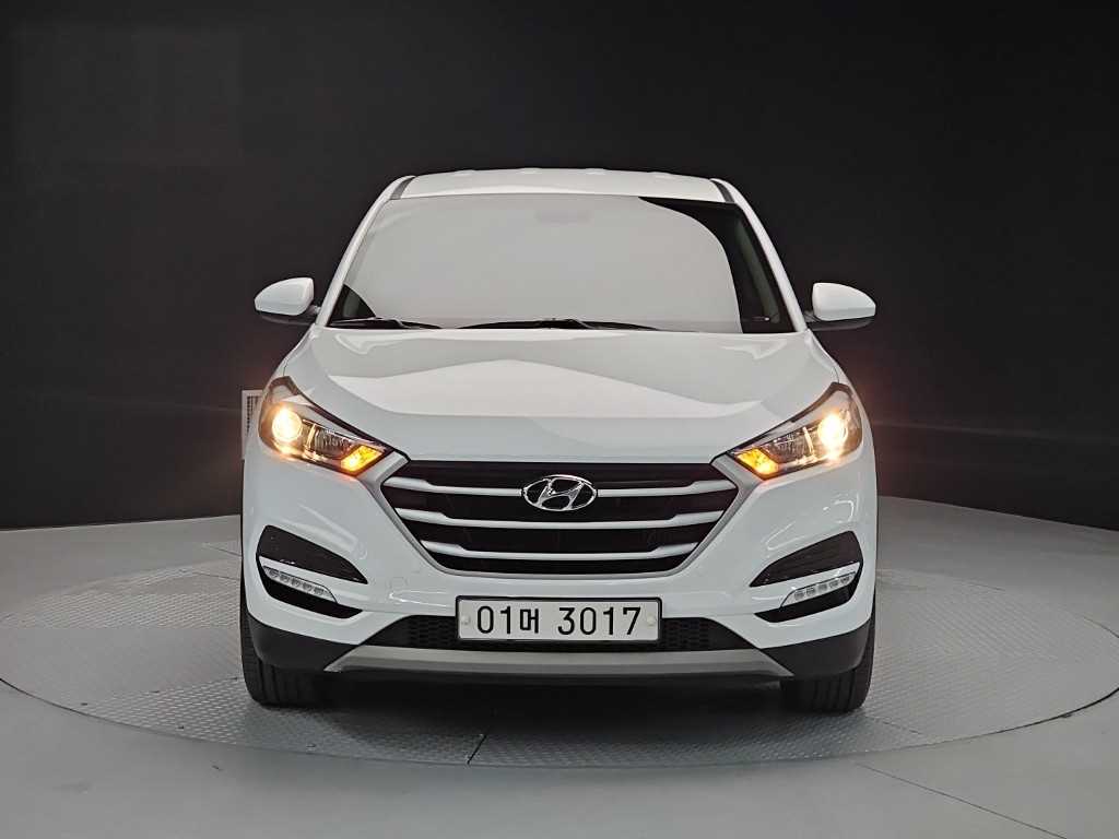 현대 투싼 디젤 2.0 2WD 스마트 사진 2/18