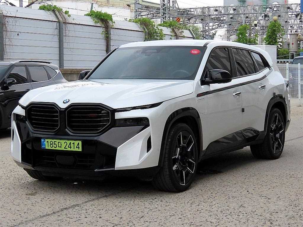 BMW XM 레이블 사진 2/20