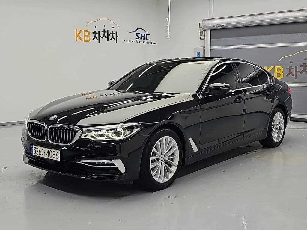 BMW 5시리즈 530i 럭셔리 플러스 사진