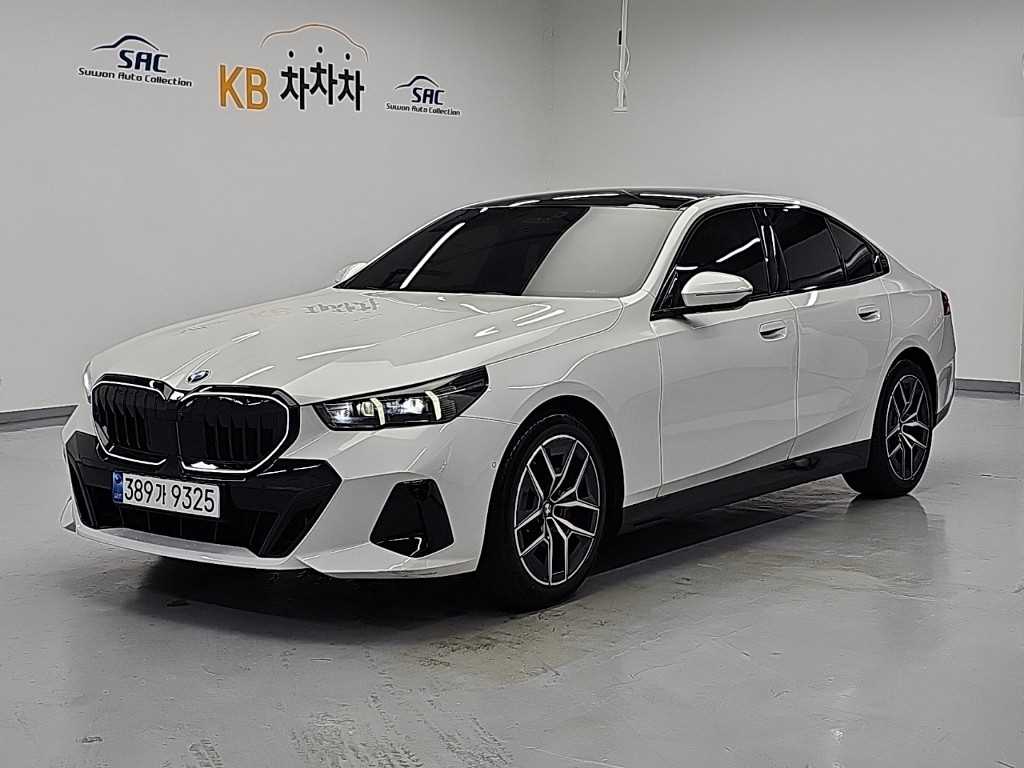 BMW 5시리즈 520i 스페셜 에디션 사진