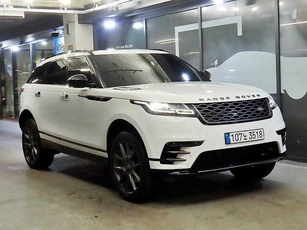 레인지로버 벨라 3.0 P400 R-다이나믹 HSE 2022년식
