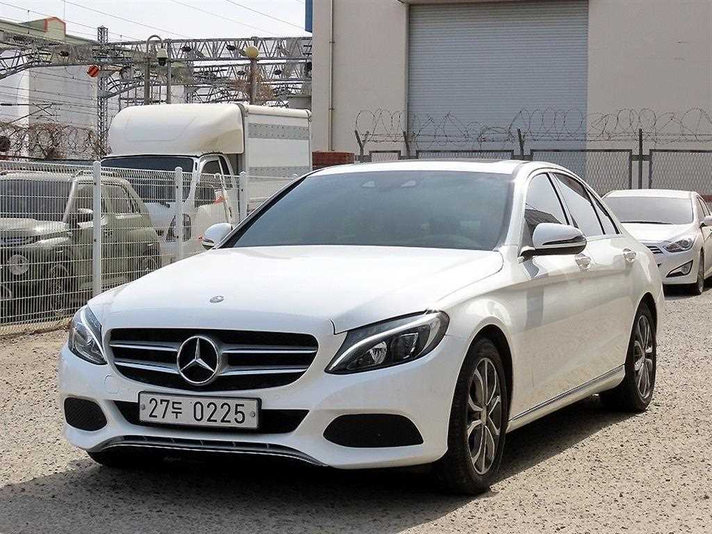 C클래스 W205 C220 d 아방가르드 2016년식
