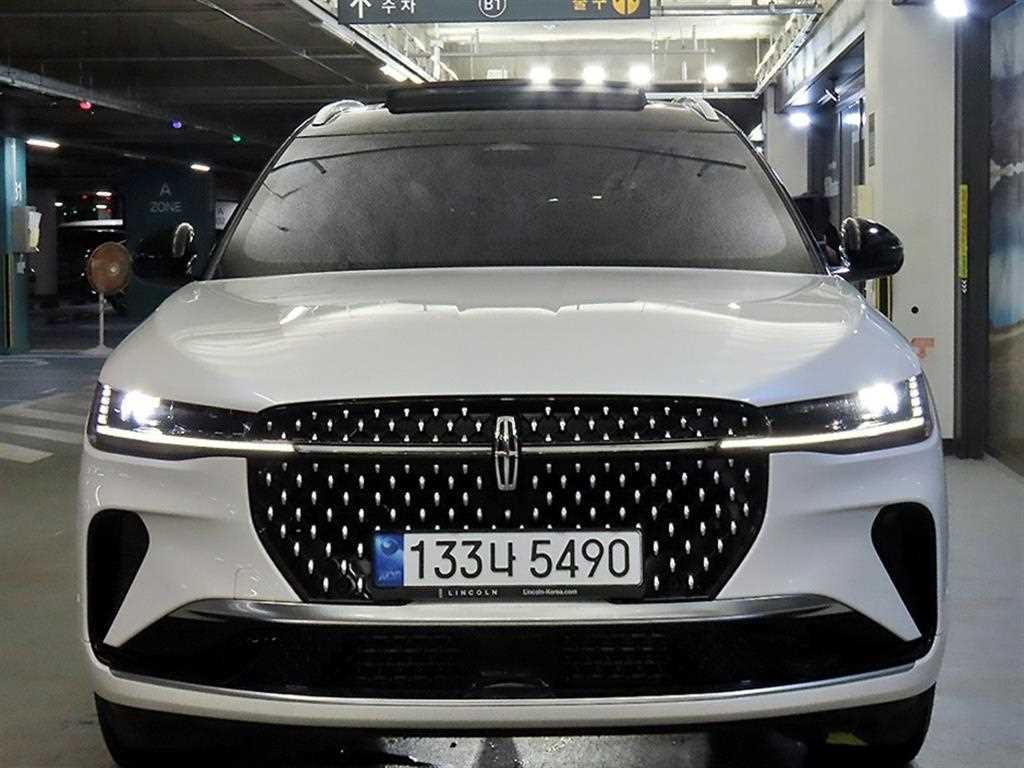 링컨 노틸러스 2.0 리저브 AWD 사진 2/20