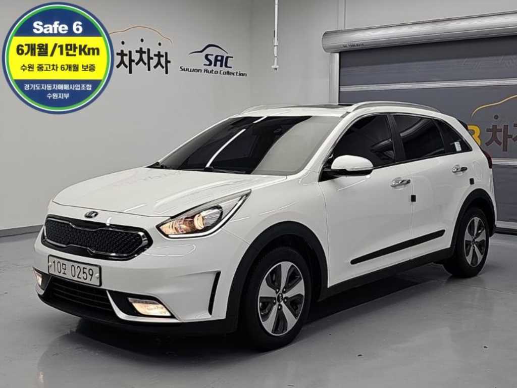 니로 1.6 하이브리드 프레스티지 2017년식