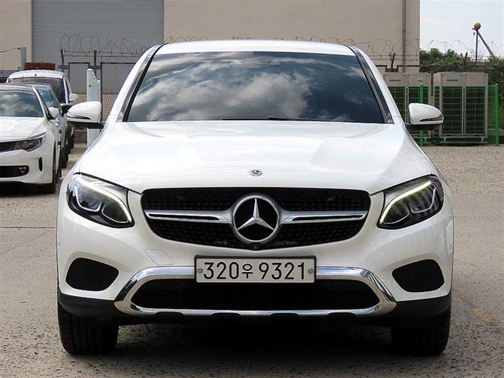 GLC클래스 X253 GLC 300 4MATIC 쿠페 2019년식