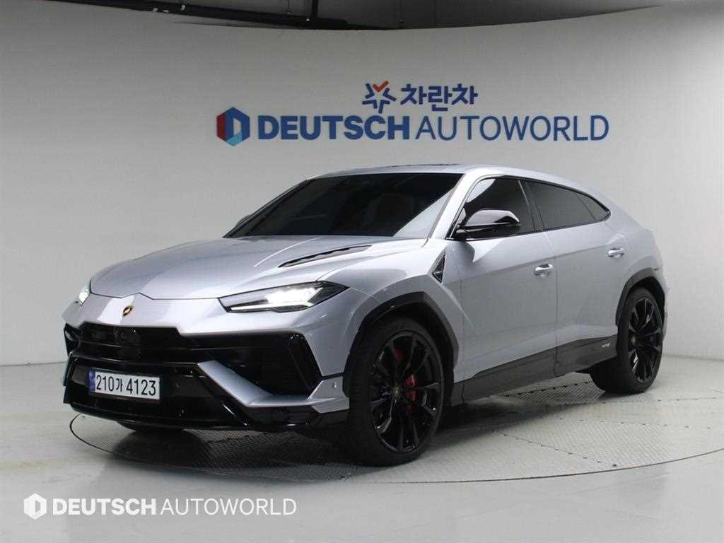우루스 4.0 V8 S 2024년식