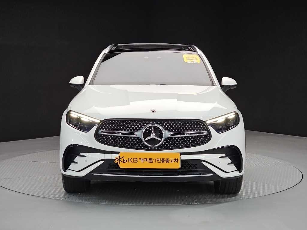 벤츠 GLC 클래스 GLC300 4MATIC 사진 2/19