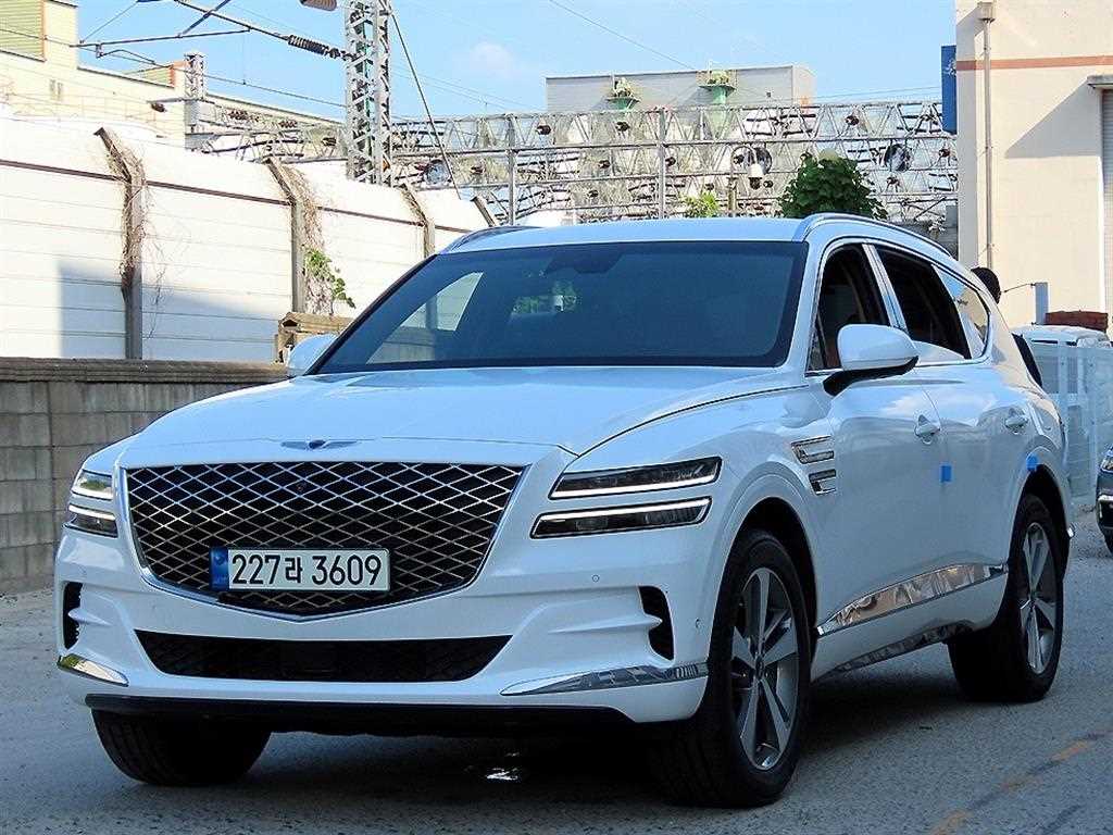 제네시스 GV80 가솔린 2.5T AWD 사진 2/20
