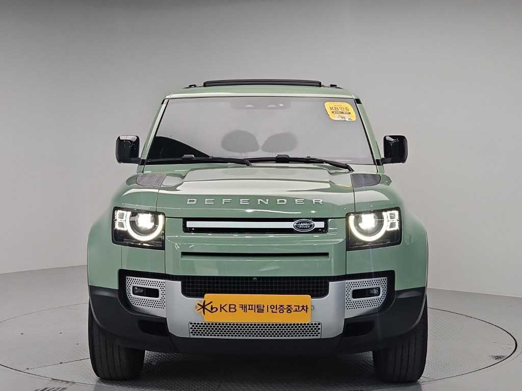 랜드로버 디펜더 110 D300 HSE 사진