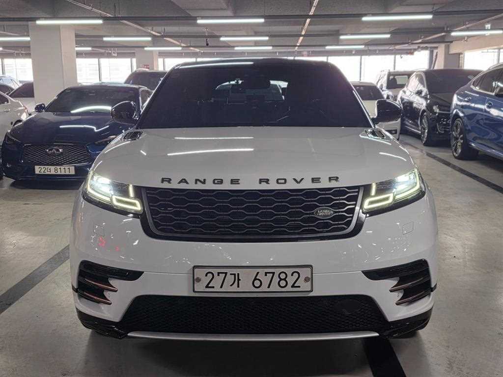 랜드로버 레인지로버 벨라 3.0 D300 R-다이나믹 HSE 사진 2/19