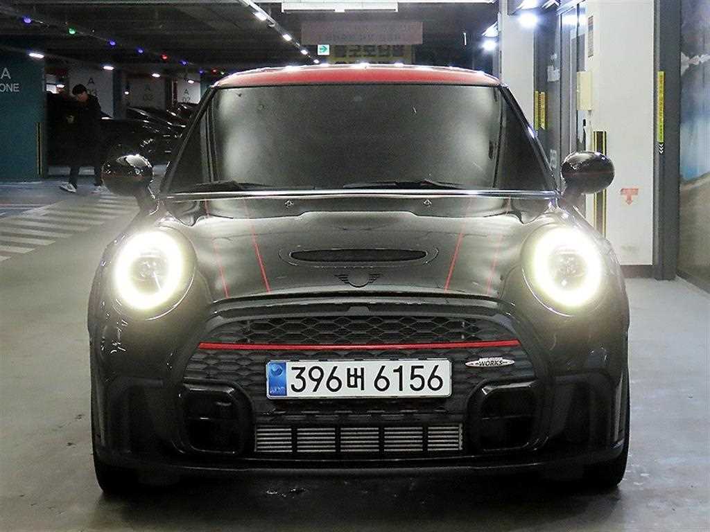 MINI 쿠퍼 JCW T1 3세대 사진 2/20