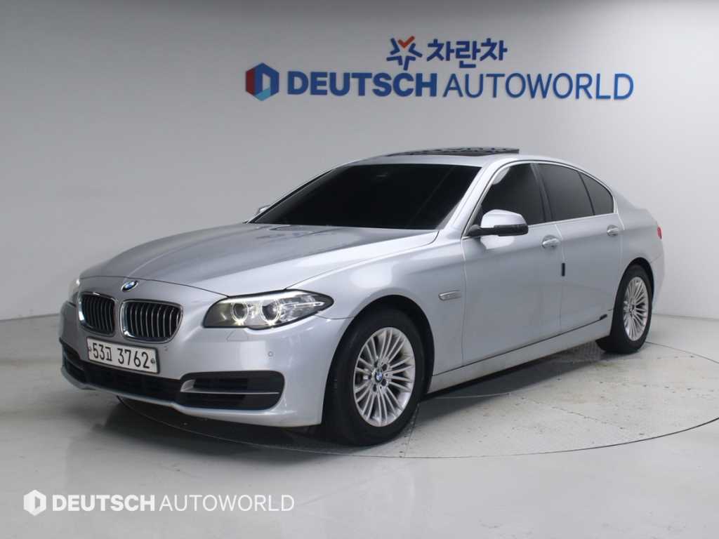 BMW 5시리즈 520d xDrive 사진 2/20