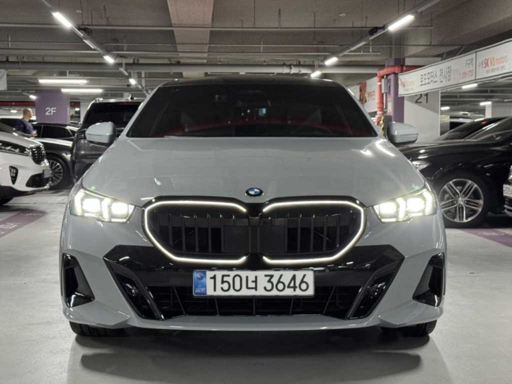 5시리즈 (G60) 530i xDrive M 스포츠 2026년식