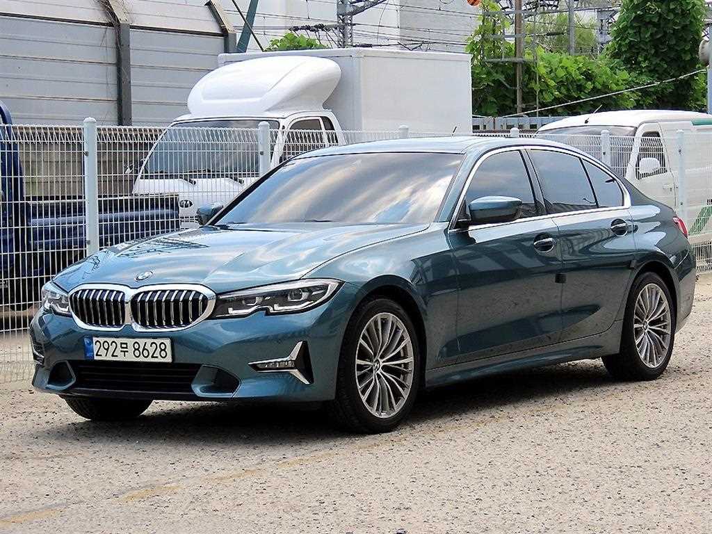 BMW 3시리즈 320i 럭셔리 사진 2/20