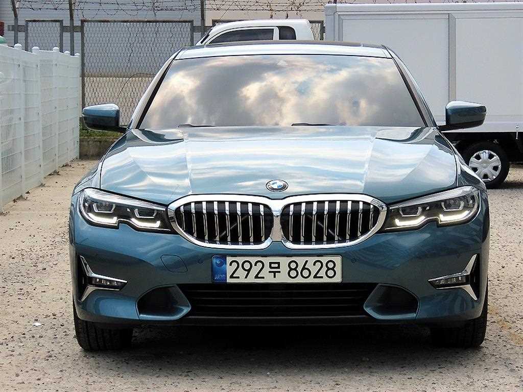 3시리즈 (G20) 320i 럭셔리 2021년식